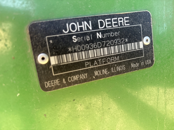 2007 John Deere 936D Header Combine