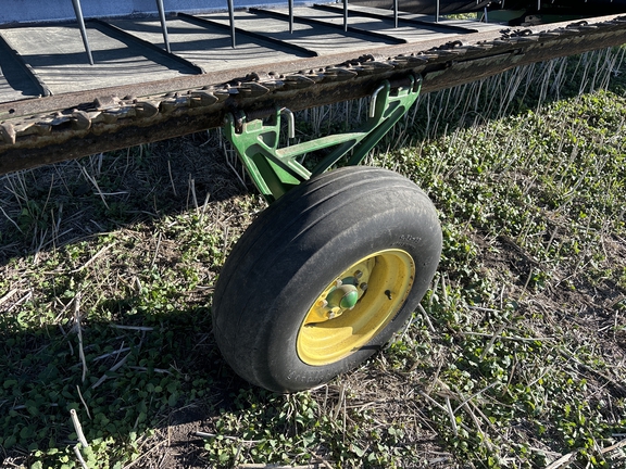 2007 John Deere 936D Header Combine