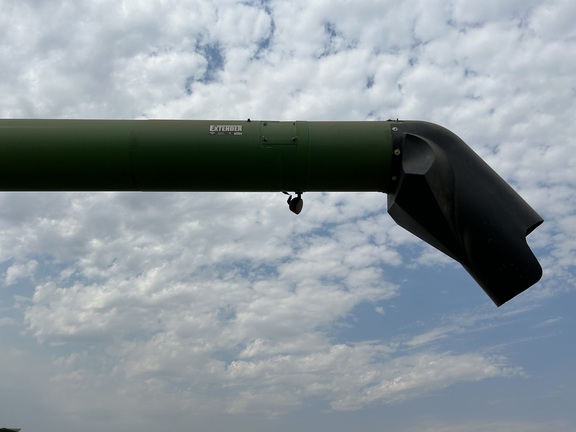 2017 John Deere S690 Combine