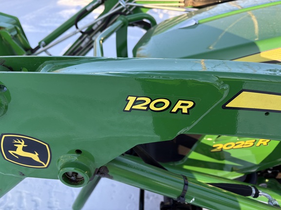 2018 John Deere 2025R Tractor Compact