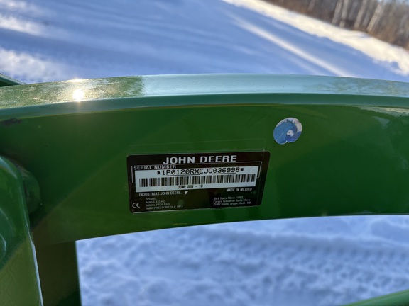 2018 John Deere 2025R Tractor Compact