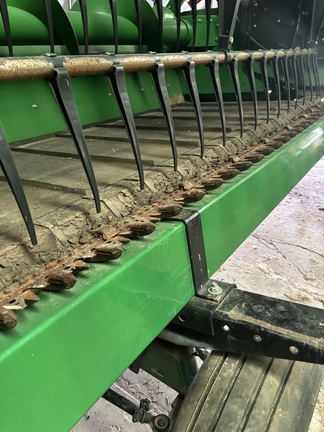 2020 John Deere 745FD Header Combine