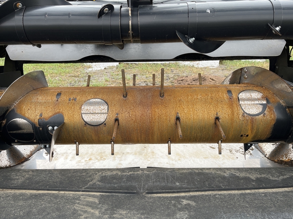 2021 MacDon FD140 Header Combine