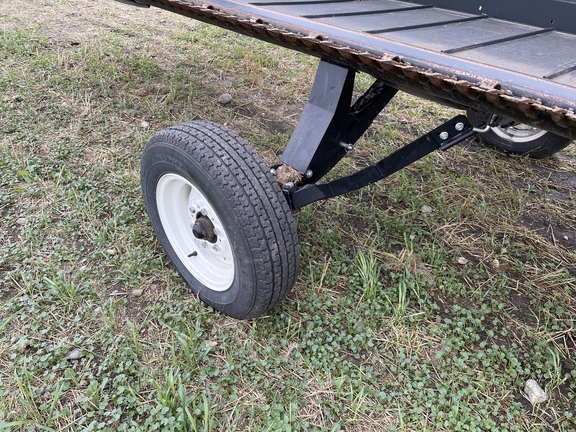 2021 MacDon FD140 Header Combine