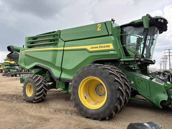 2023 John Deere X9 1000 Combine