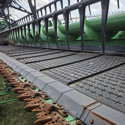 2023 John Deere HD45F Header Combine