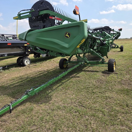 2023 John Deere HD45F Header Combine