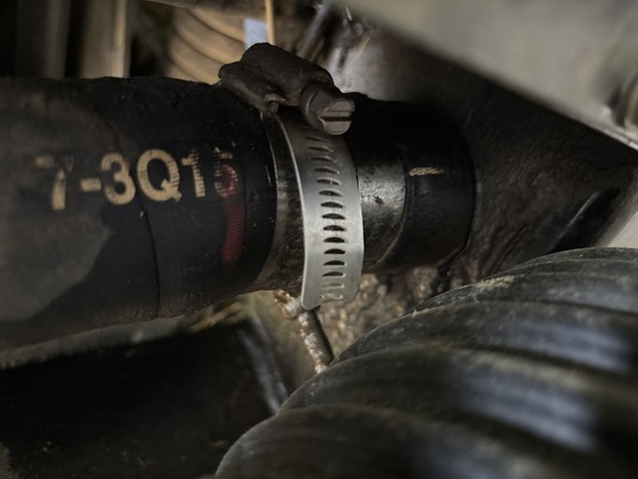 2016 MacDon FD75-40 Header Combine