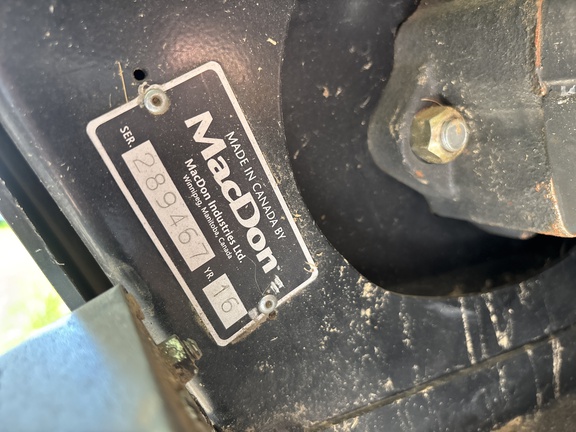 2016 MacDon FD75-40 Header Combine