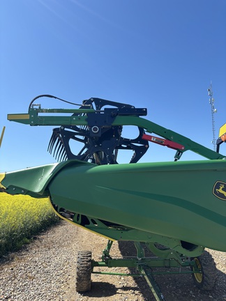 2022 John Deere HD40R Header Combine