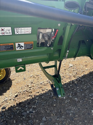 2022 John Deere HD40R Header Combine