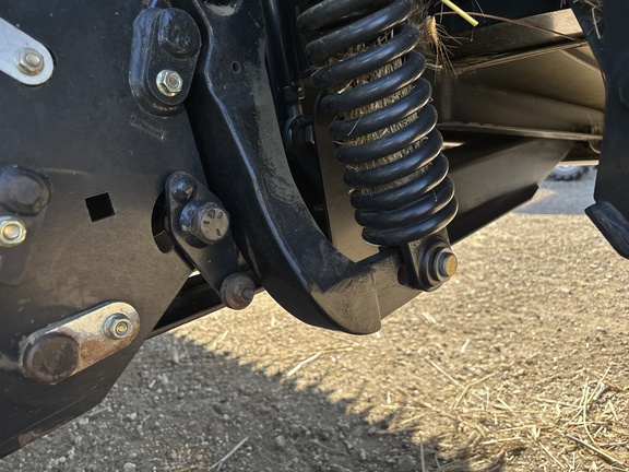 2015 MacDon FD75-45 Header Combine