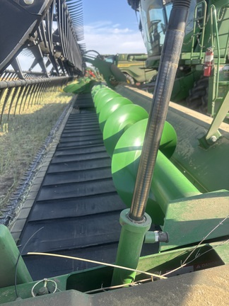 2022 John Deere RD45F Header Combine