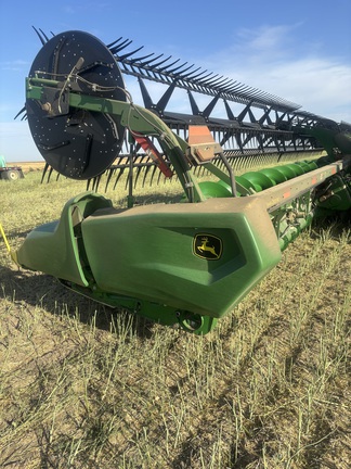 2022 John Deere RD45F Header Combine