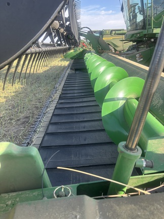 2022 John Deere RD45F Header Combine