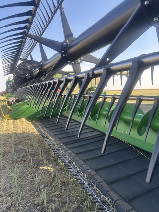 2022 John Deere RD45F Header Combine