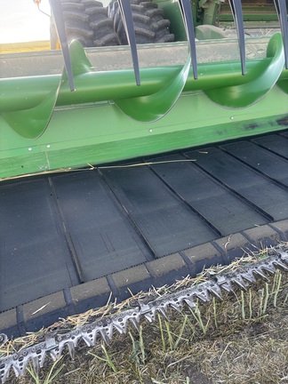 2022 John Deere RD45F Header Combine