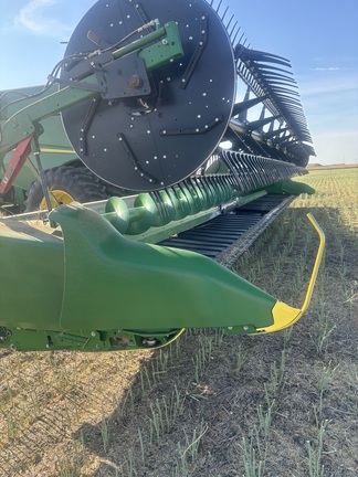 2022 John Deere RD45F Header Combine