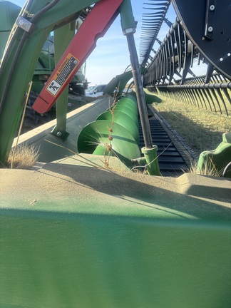 2022 John Deere RD45F Header Combine