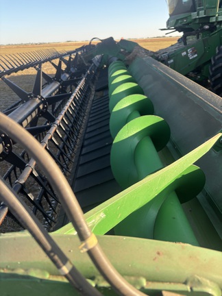 2020 John Deere 745FD Header Combine