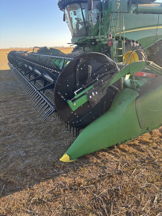 2020 John Deere 745FD Header Combine