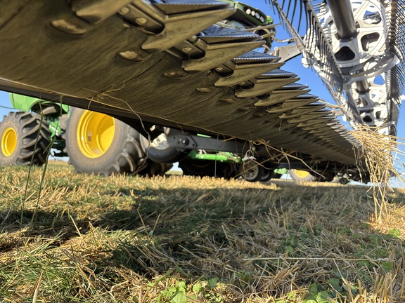 2022 MacDon FD245 Header Combine