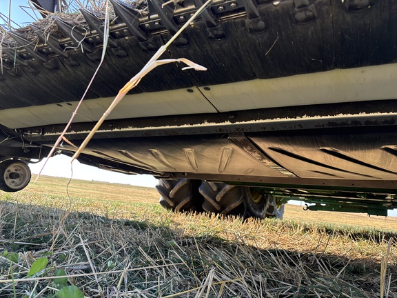 2022 MacDon FD245 Header Combine