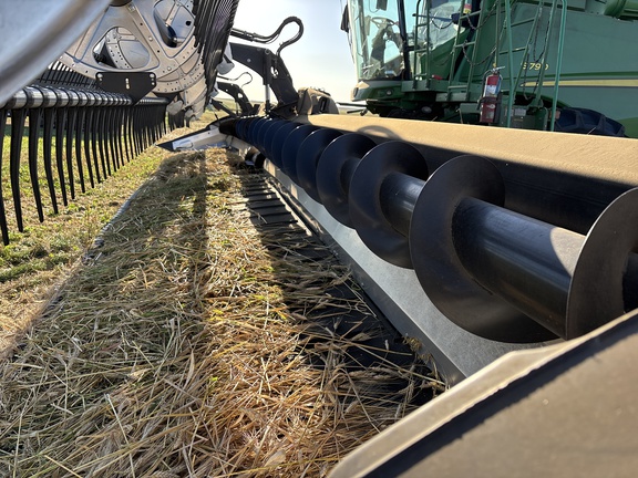 2022 MacDon FD245 Header Combine