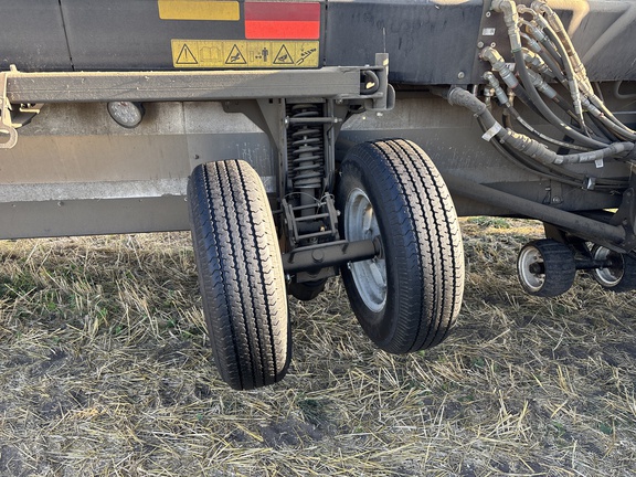 2022 MacDon FD245 Header Combine