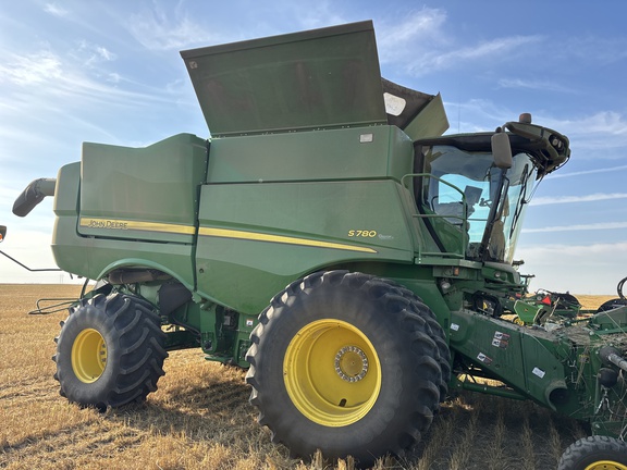 2020 John Deere S780 Combine
