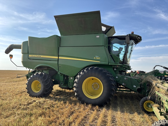 2020 John Deere S780 Combine