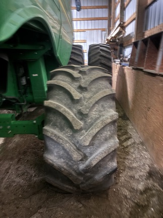 2017 John Deere S690 Combine