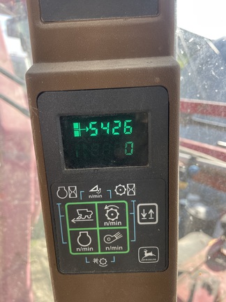 1998 Miller Pro Nitro 200 Sprayer/High Clearance