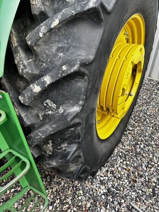 2016 John Deere 6135E Tractor