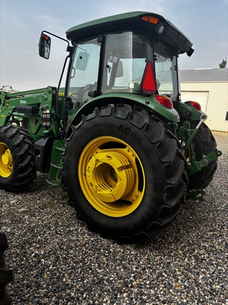 2016 John Deere 6135E Tractor