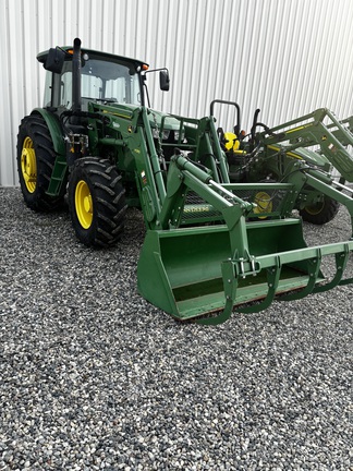 2016 John Deere 6135E Tractor