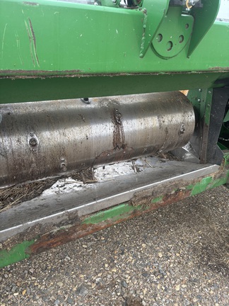 2012 John Deere 640FD Header Combine