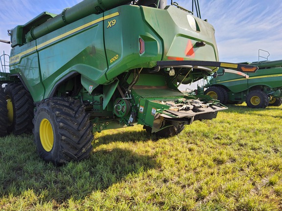2022 John Deere X9 1000 Combine