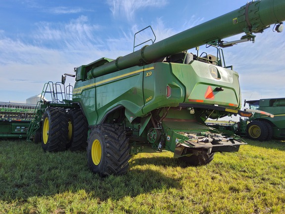 2022 John Deere X9 1000 Combine