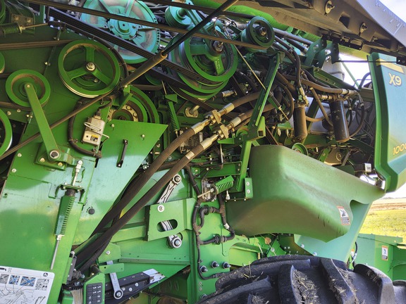 2022 John Deere X9 1000 Combine
