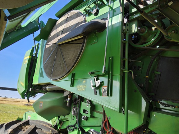 2022 John Deere X9 1000 Combine