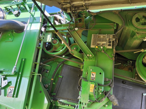 2022 John Deere X9 1000 Combine