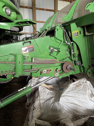 2015 John Deere S680 Combine