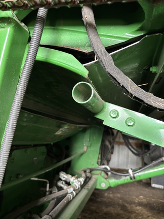 2015 John Deere S680 Combine