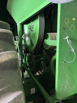 2015 John Deere S680 Combine