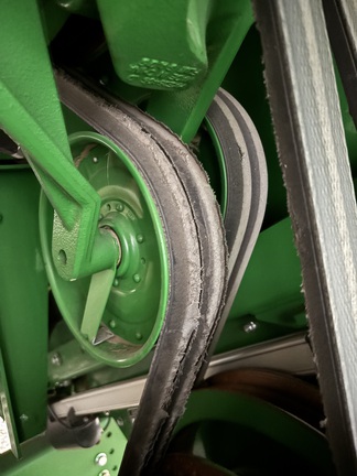 2015 John Deere S680 Combine