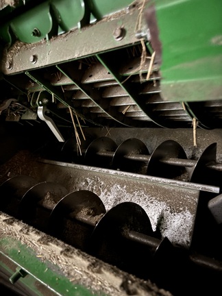 2015 John Deere S680 Combine