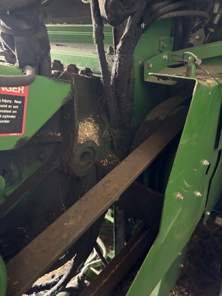 2015 John Deere S680 Combine