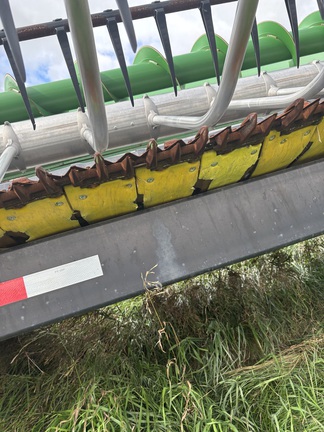 2015 John Deere 645FD Header Combine