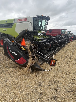 2018 MacDon FD145 Header Combine